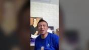 快气哭了！武磊单刀摔倒让毛剑卿上海话爆粗：XXX，哪能了？🤣